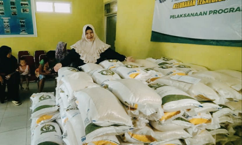 DISTRIBUSI BERAS BANTUAN PANGAN CADANGAN PEMERINTAH UNTUK TEGALGEDE